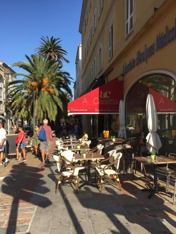 Ajaccio Centre Vieille Ville Impériale Tt Confort Ttes Commodités 4 Pers Cathédrale A 300M Mer Port Marche Local Plages Exterior foto